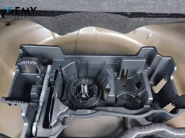 Peugeot 2008 puretech 130 s&amp;s eat8 — photo 84