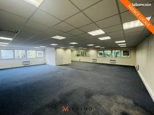 Bureaux 148 m² TRAPPES