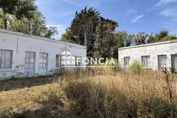 Maison 8 pièces 250 m²