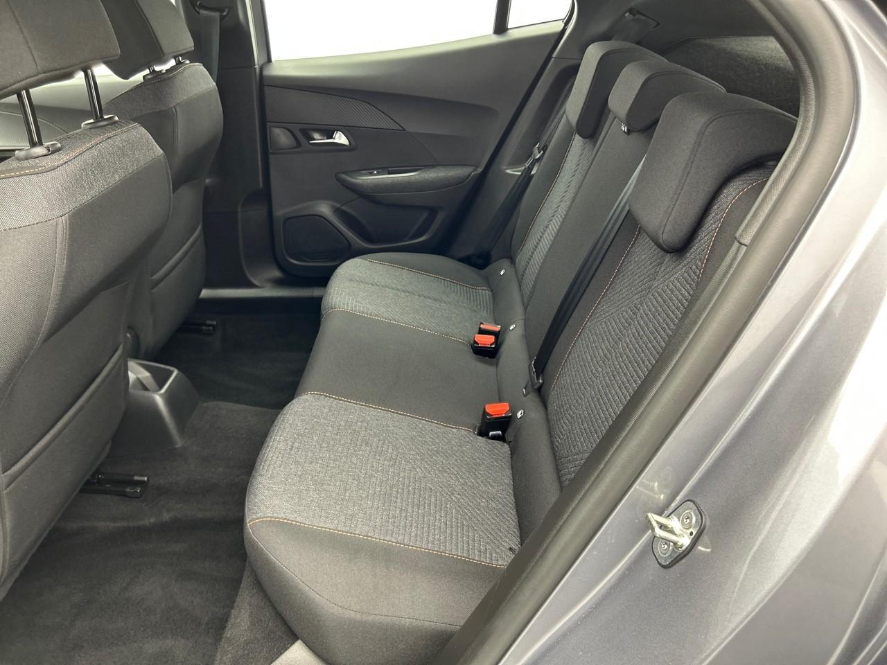 Peugeot 2008 100 s&s bvm6 style — photo 13