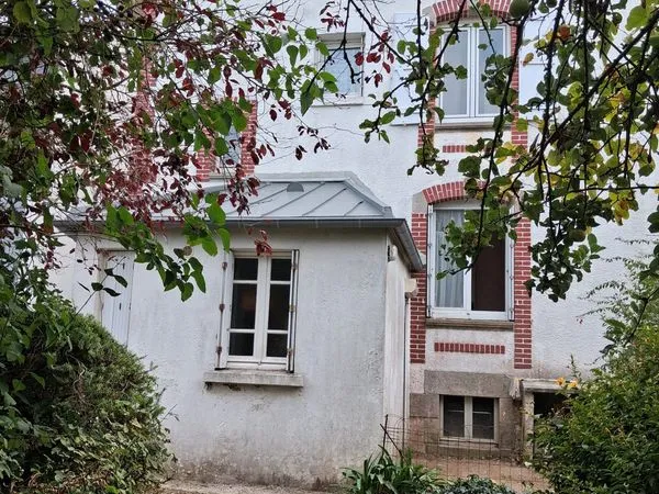 Maison de ville 8 pièces 145 m²