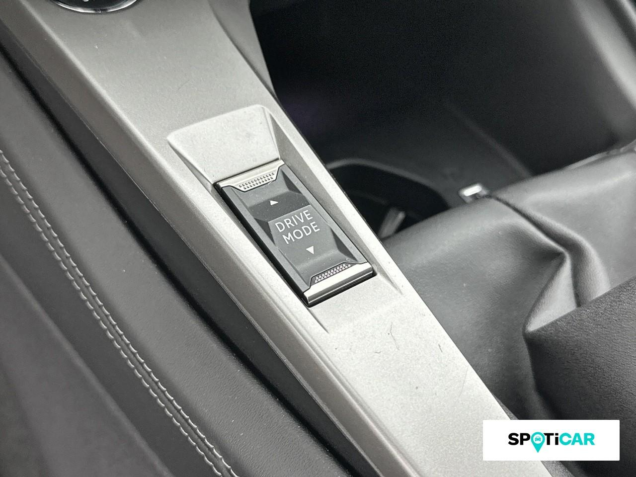 Peugeot 308 1.2 puretech 130ch s&s allure — photo 17