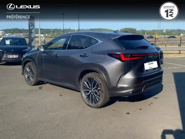 Lexus Nx 450h+ executive 4wd — photo 2