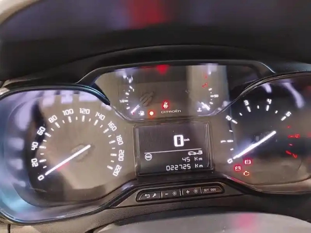 Citroën C3 puretech 83 s&amp;s bvm5 shine — photo 21