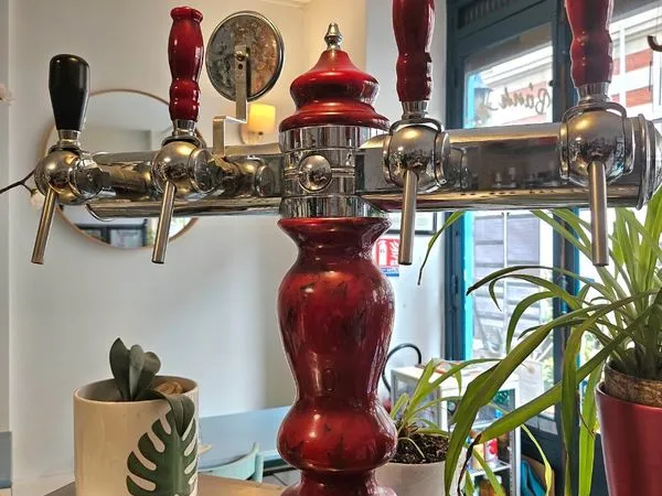 Vend fond Restaurant-faible loyer avec Extraction