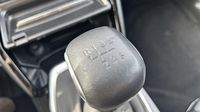 Peugeot 208 1.2 PureTech 100ch S&S Allure — photo 19