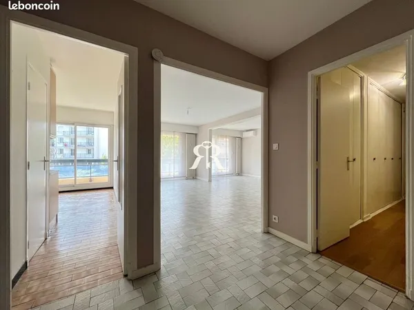 Appartement 5 pièces 109 m²