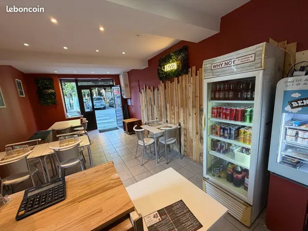 Pizzeria, sandwich