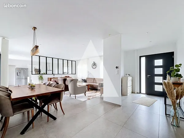Maison 6 pièces 145 m²