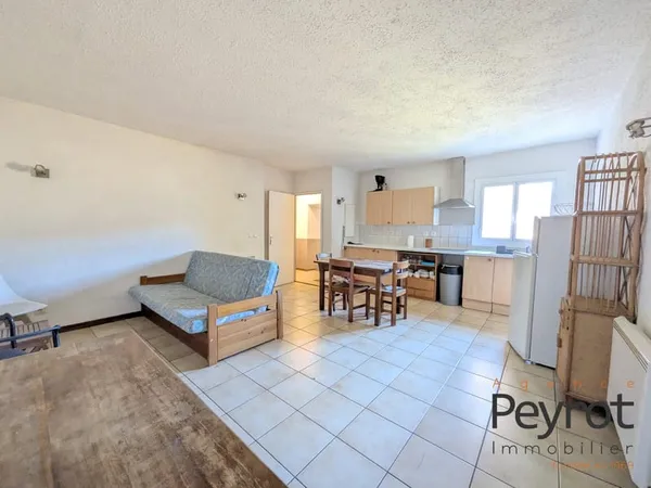 APPARTEMENT - PUYVALADOR