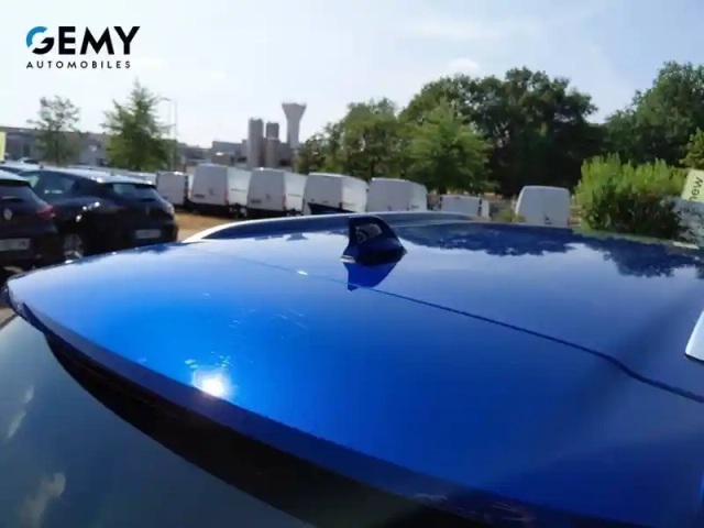 Renault Megane mégane iv estate blue dci 115 edc — photo 12