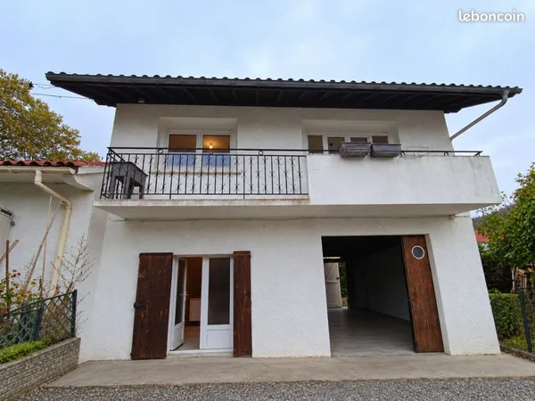 Maison jumelée, garage+ balcon (en fin de travaux)