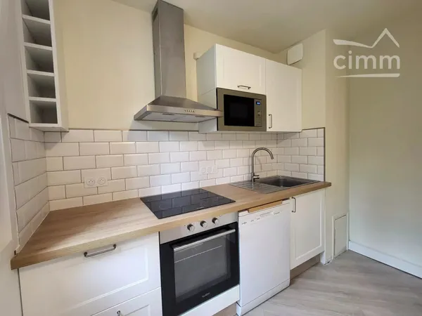 Appartement T1 bis avec cave et stationnement