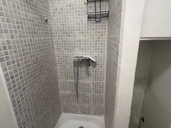 Saint-Mandé €" Studio 21 m² + cave €" 2áµ‰ étage €" DPE D €" proche Paris