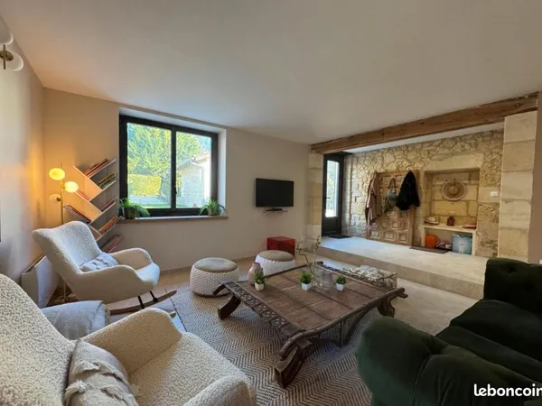 Maison meublée de standing - 95 m² - 3 chambres - saint-émilion