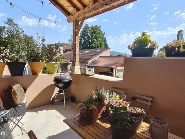 Maison de ville T3 triplex avec garage double