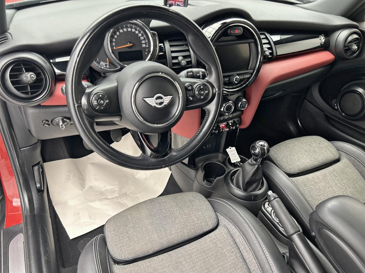 Mini One mini hatch 3 portes one 102 ch edition blackfriars — photo 12