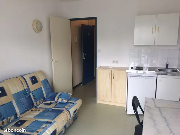 Appartement Location Tours 1p 16m² 450€