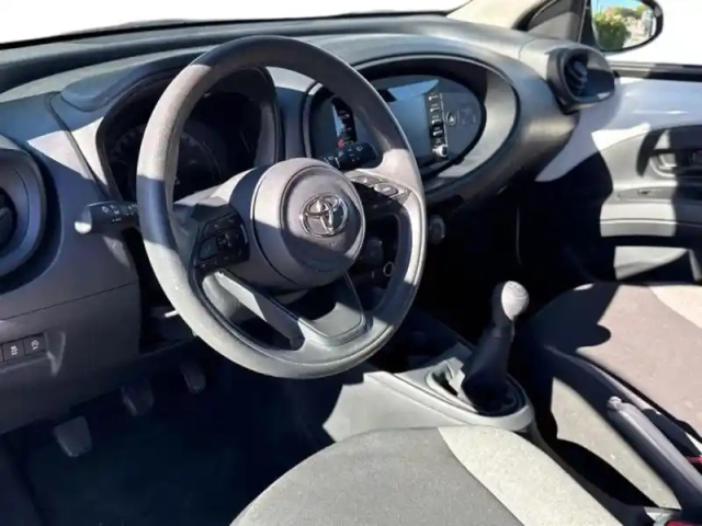Toyota Aygo X 1.0 vvt-i 72ch active business my23 — photo 14