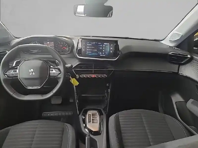 Peugeot 208 puretech 100 s&amp;s eat8 — photo 8