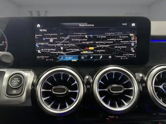 Mercedes Glb 200 d amg line — photo 13