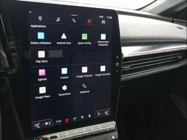 Renault Megane e-tech electric ev60 220ch techno optimum charge — photo 5