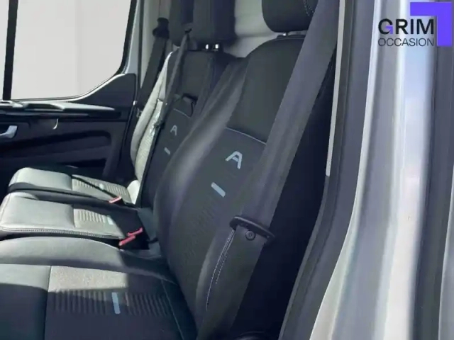 Ford Transit custom fourgon 300 l1h1 2.0 ecoblue 170 bva — photo 7