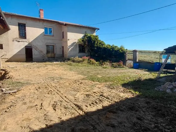 Maison Vente Chuzelles 5p 200m² 289000€