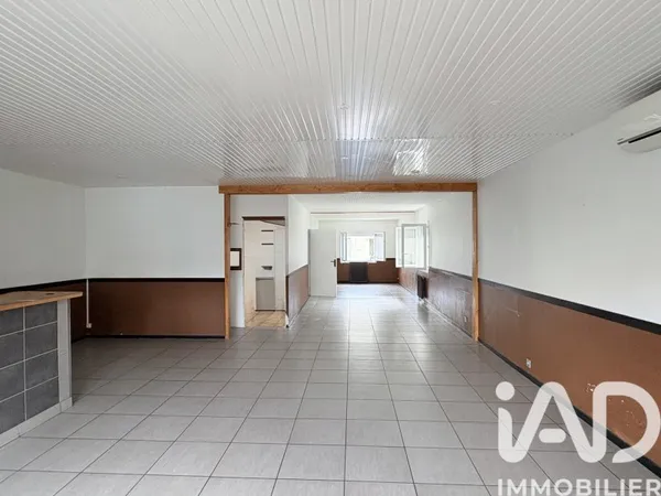 Commerce 115 m²