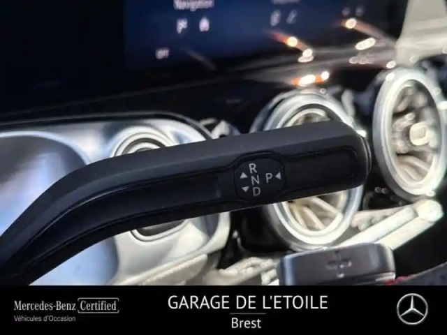 Mercedes Glb 200 d 150ch amg line 8g-dct — photo 10