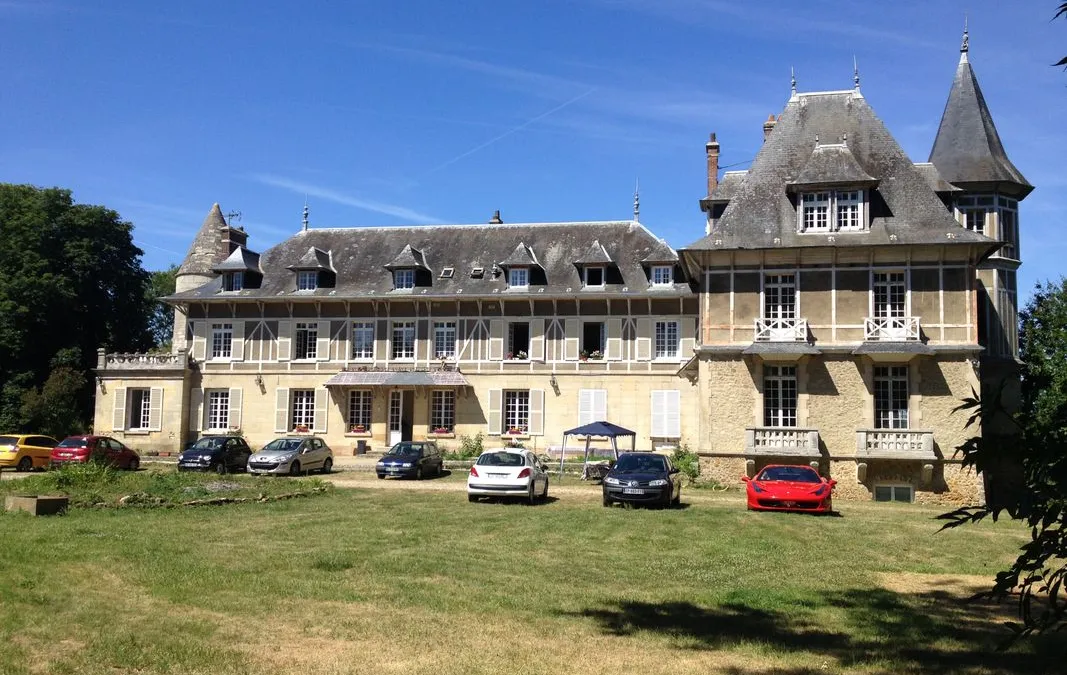 Photo 1