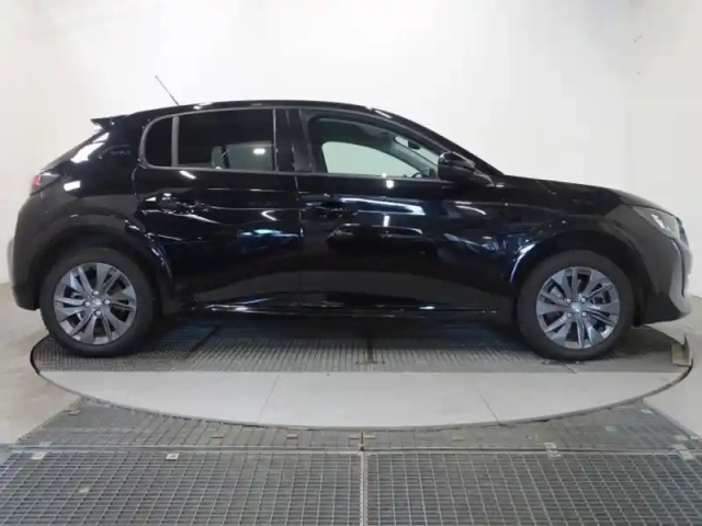 Peugeot 208 e- 136ch style — photo 6