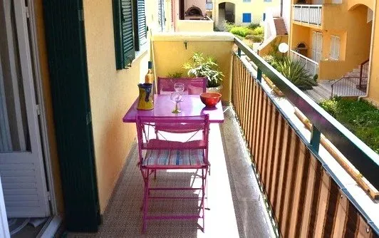 EXCLUSIVITÉ – CAVALAIRE-SUR-MER – STUDIO DE 23 M² AVEC BALCON