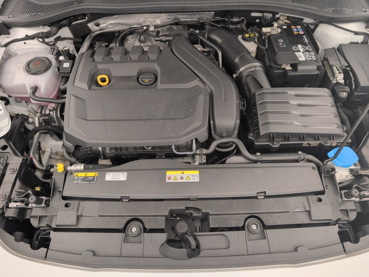 Cupra Leon — photo 21