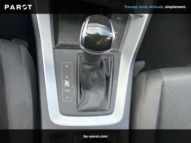 Audi Q3 35 tdi 150ch design s tronic 7 — photo 8