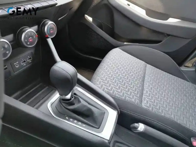 Renault Clio tce 90 x-tronic - 21n — photo 25