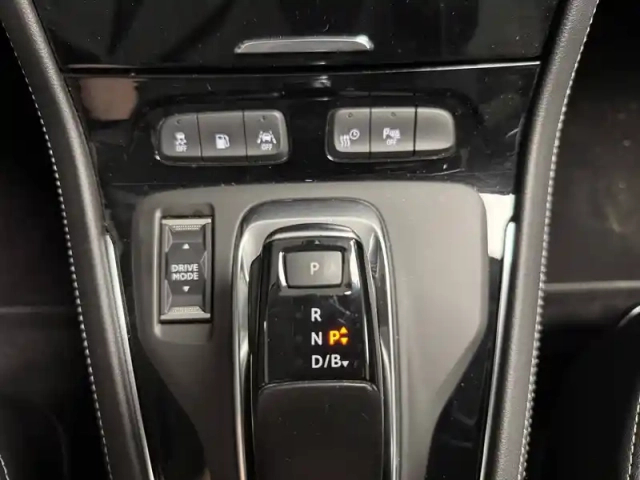 Opel Grandland X hybrid 225 ch bva8 — photo 23