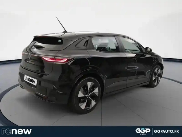 Renault Megane e-tech electric ev60 220ch equilibre super charge -b — photo 50