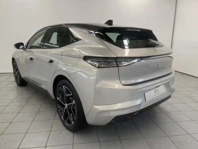 Ds Ds 4 plug-in hybrid 225ch ligne d or — photo 5