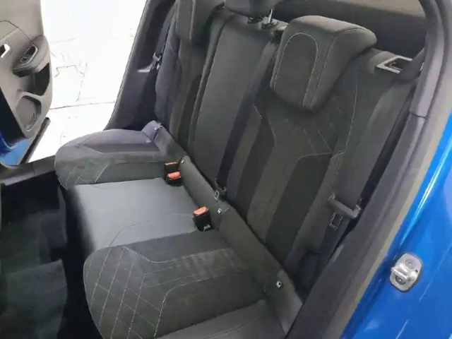 Peugeot 2008 puretech 155 s&amp;s eat8 — photo 15