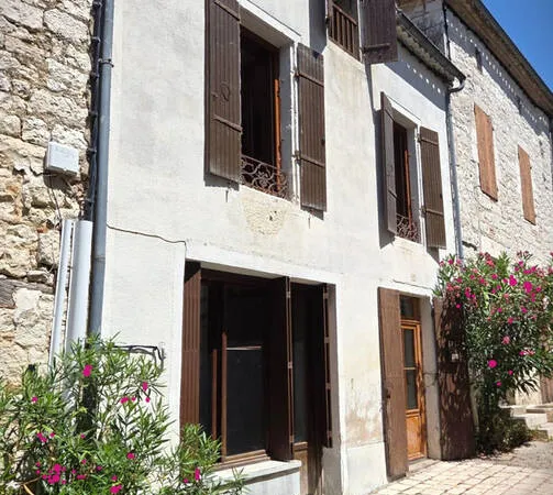 Beau potentiel pour cette maison de village