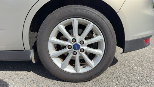 Ford Focus C-MAX 1.5 TDCI 120 - Titanium – 2016 – 97569 km – Diesel – Boîte Manuelle — photo 3