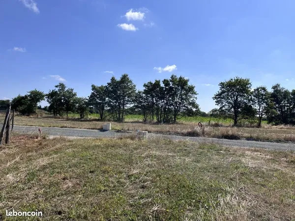 Terrain 355 m² La Varenne