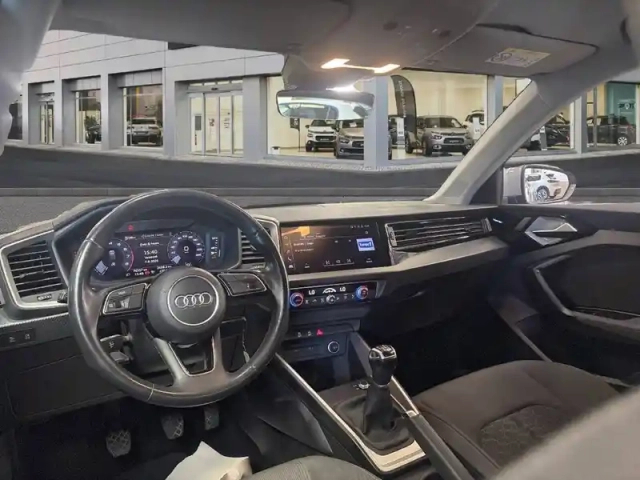 Audi A1 sportback 30 tfsi 110 ch bvm6 — photo 8