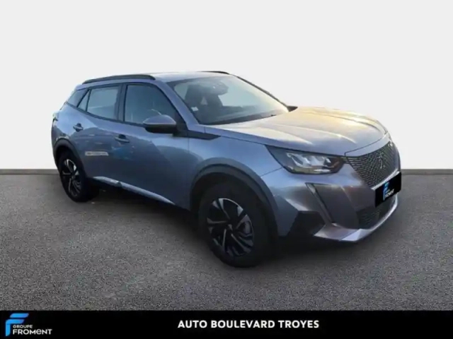 Peugeot 2008 e- 136ch allure — photo 3