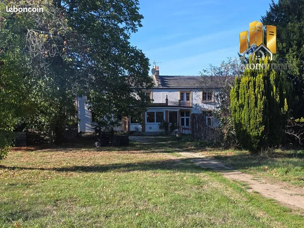Propriété 12 pièces 233 m²