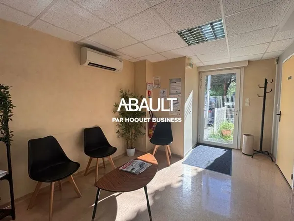 LOCAL PROFESSIONNEL à VENDRE