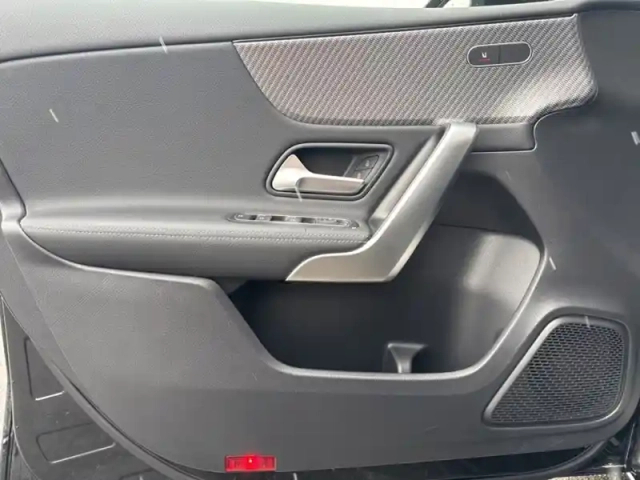 Mercedes Classe A 180 progressive line — photo 15