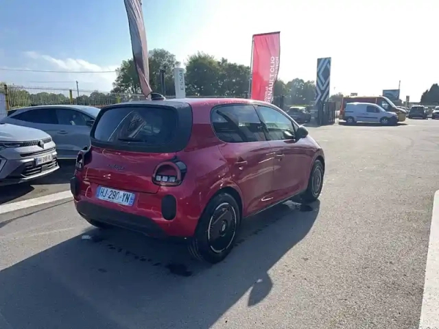 Renault Twingo e-tech electrique 80 ch autonomie urbaine — photo 5