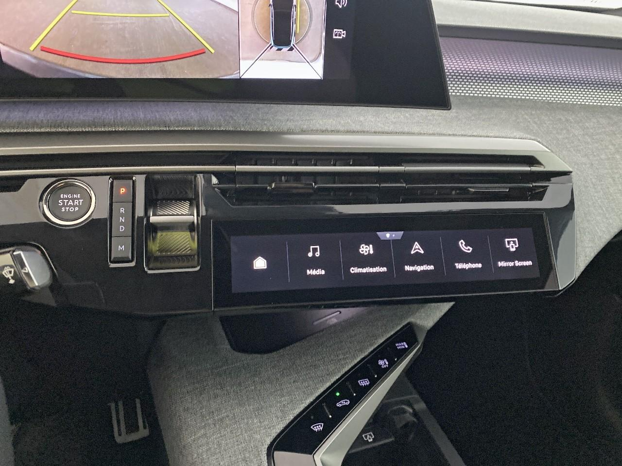 Peugeot 3008 hybrid 145 e-dcs6 gt — photo 17
